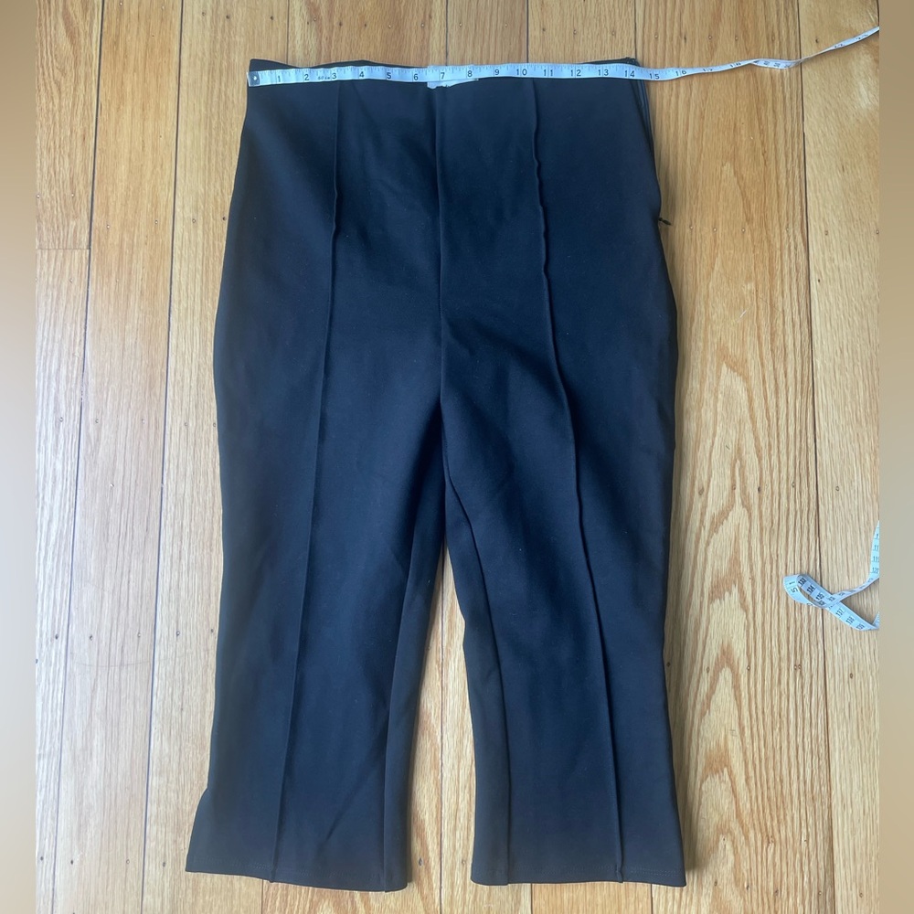 Reformation Classic Black. Size Medium. 6/8.